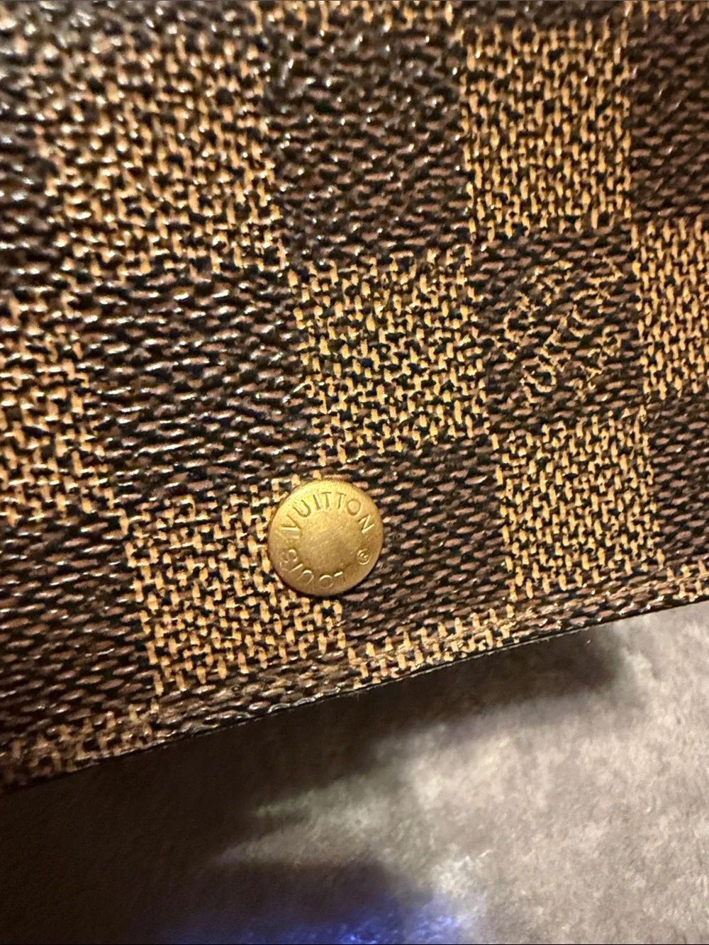Louis Vuitton offers expectations lots